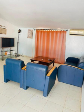 Penthouse, Mbour